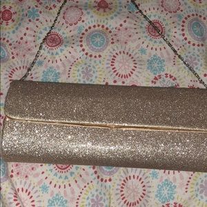 Gold clutch